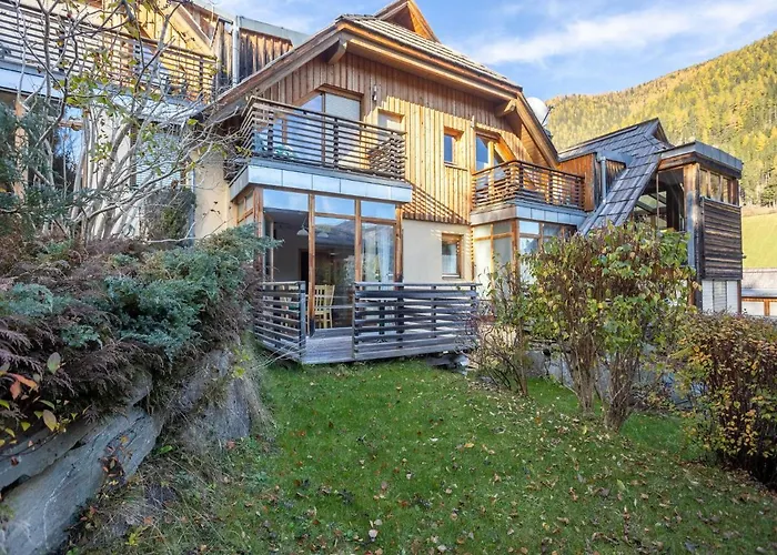 Apartament In Area *